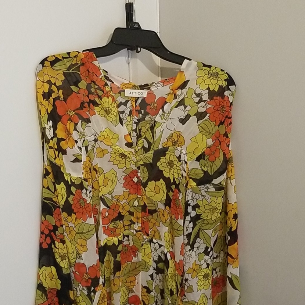 Dress - Picture 4 of 4